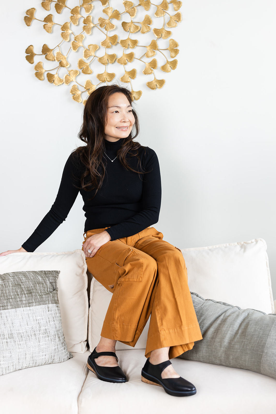 Soleni Shoes | Sustainable Leather Orthopedic Flats for Women